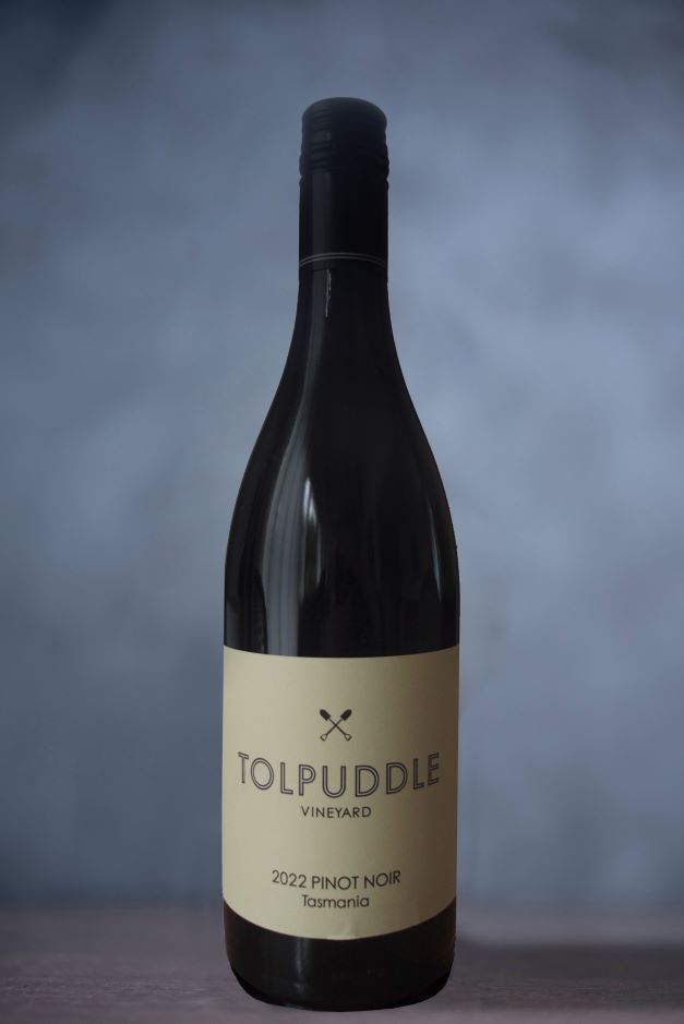 Tolpuddle Pinot Noir 2022</strong> (75 cl) <br/><div class='badge-cepage'>Pinot Noir</div> <div class='badge-country'>Australie</div>