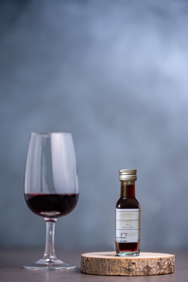 <strong>Cheval des Andes 2016</strong> <br/><div class='badge-cepage'>Malbec</div>   <div class='badge-cepage'> Cabernet Sauvignon</div>  <div class='badge-country'>Argentinië</div>